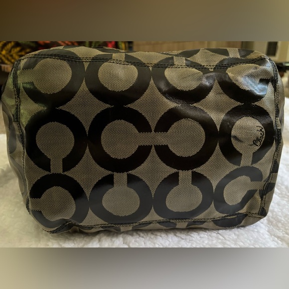 Opt Art Signature Coach Tote - Picture 6 of 13